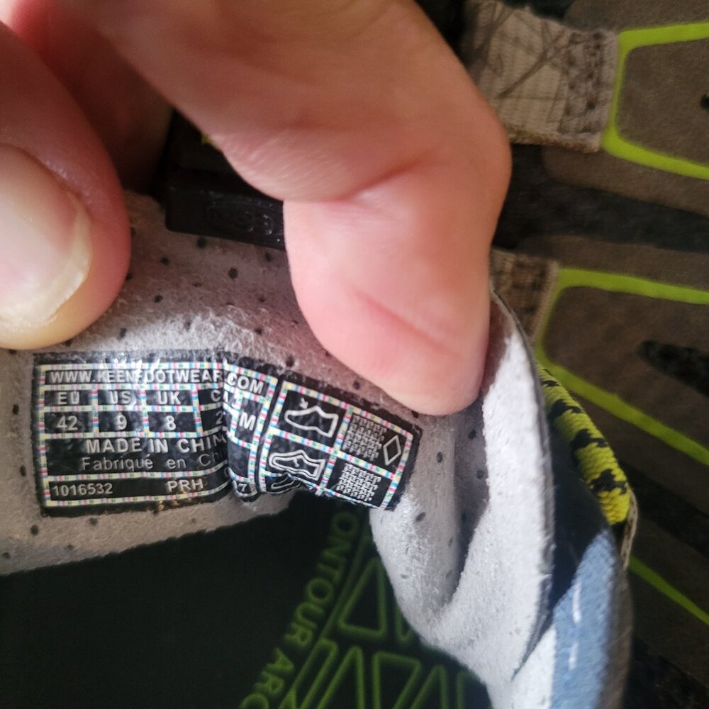 Keen McKenzie II Water Shoes - Picture 2 of 3